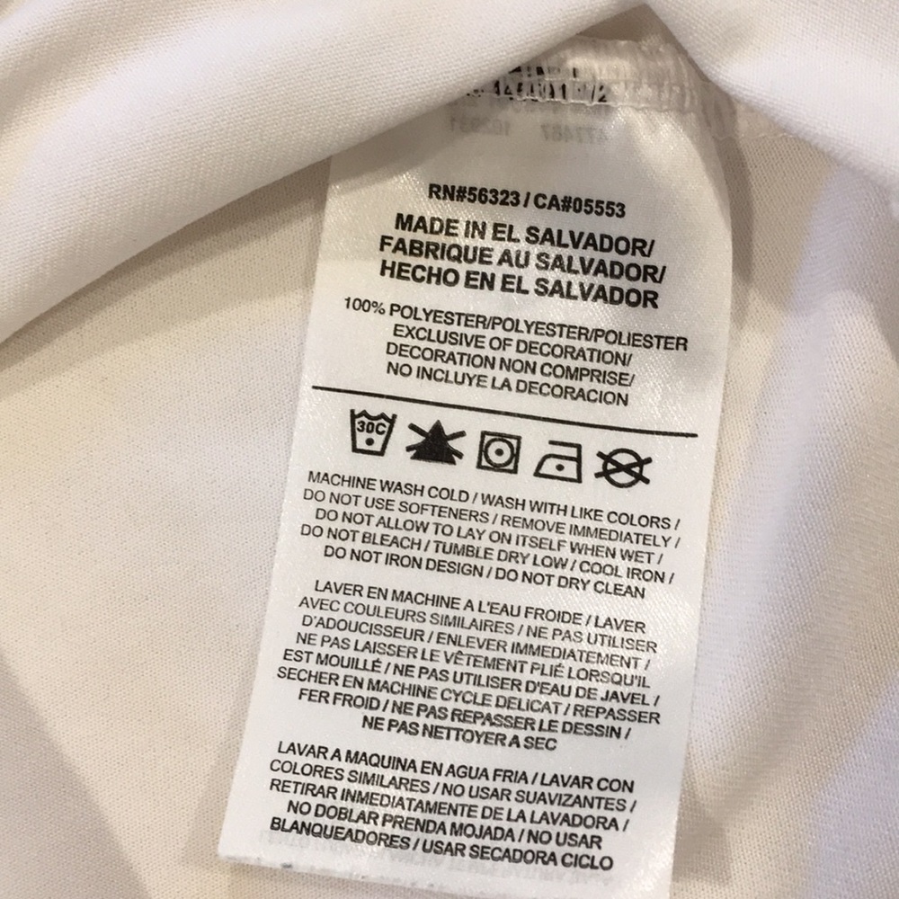 Nike tank top “never give in “ size xs - Picture 5 of 6